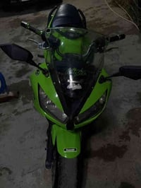 كاواساكي نينجا ٤٠٠ • ٤٠٠سي سي • موديل ٢٠١١