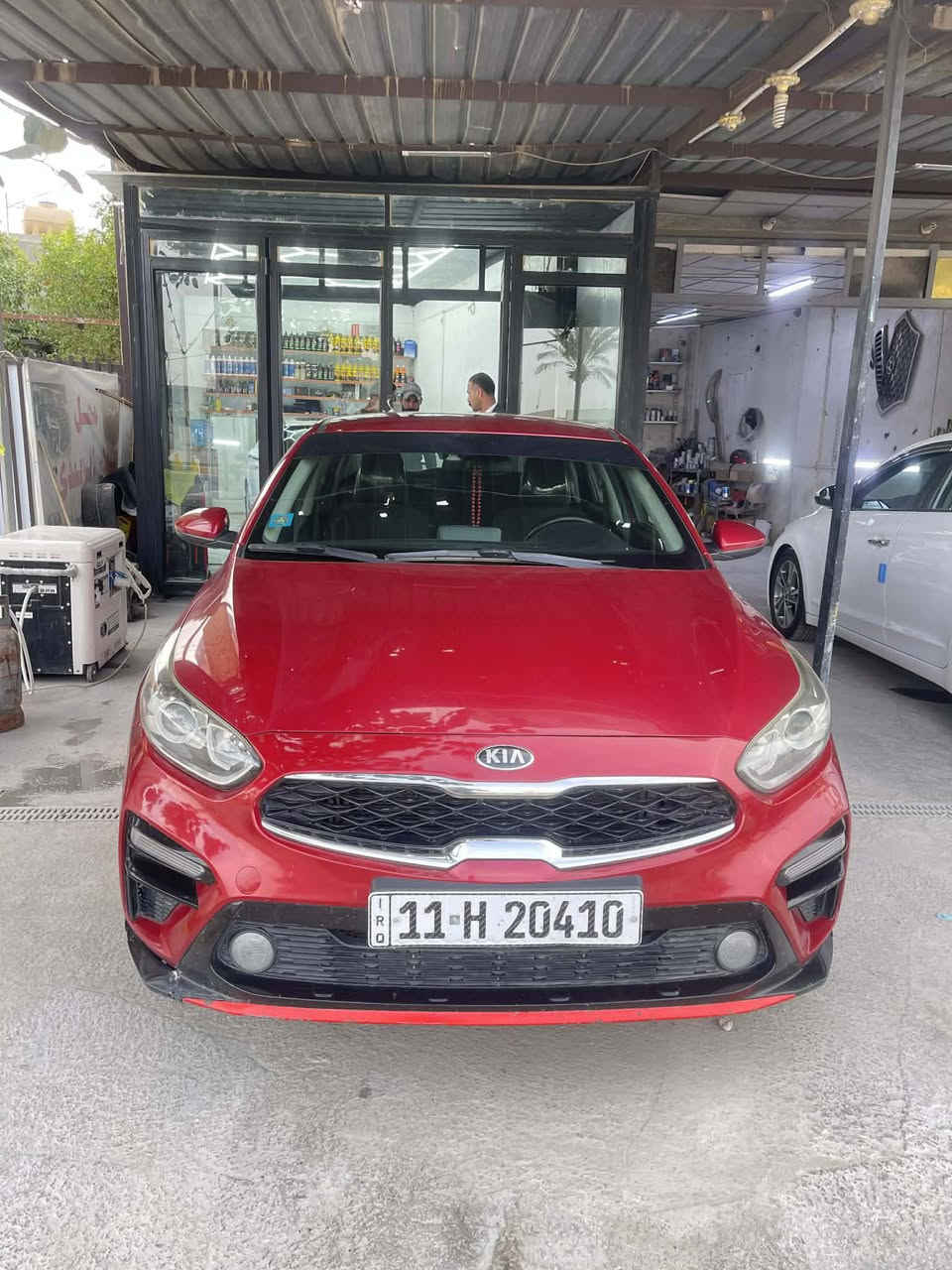 السلام عليكم
اخوان كولشي موضح بصور والسياره كامله مكمله
غير متواجد ع الفيس اليرغب بشراء الاتصال ع الرقم 
***********
