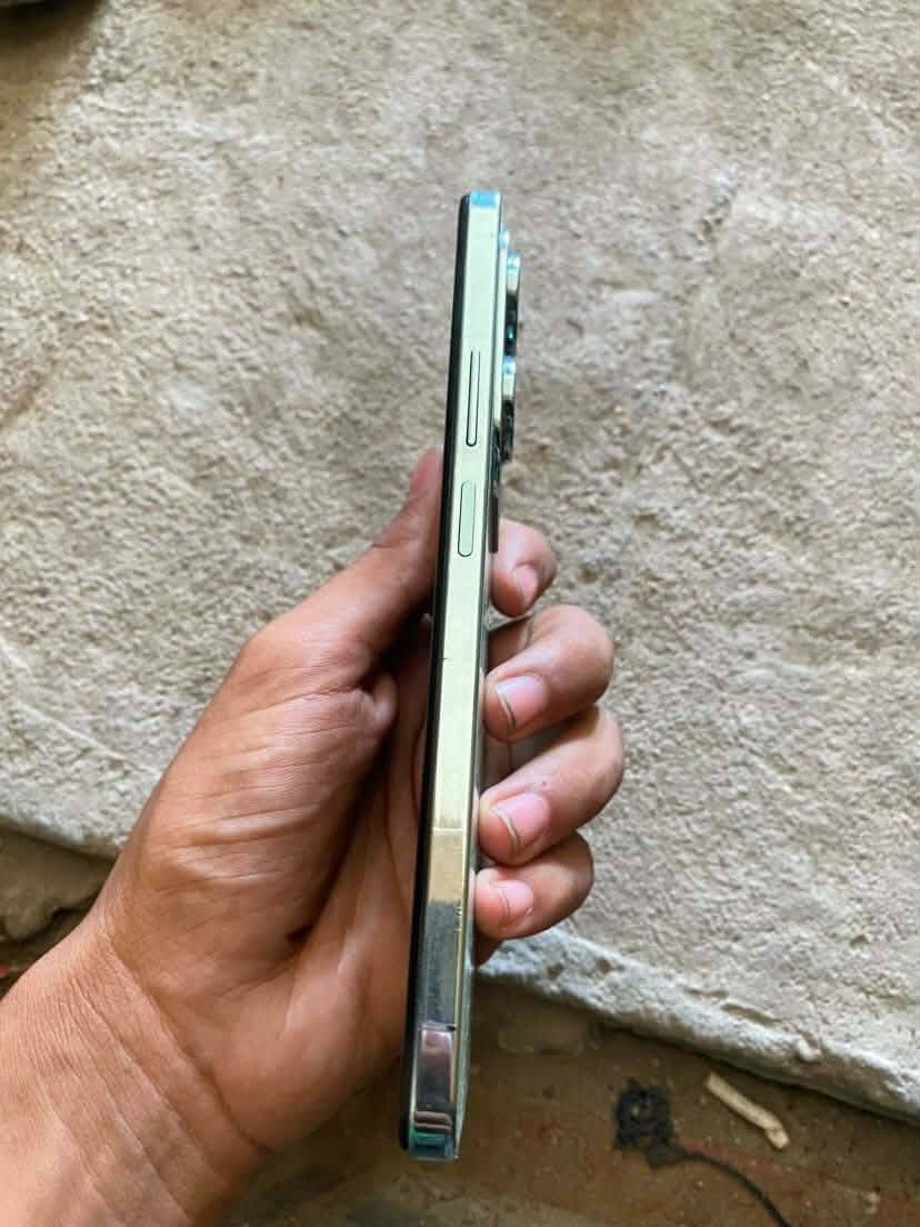 سلام عليكم انفلكس هوت 40 برو للبيع ب110 و بيه مجال كلشي ما بي بس هذه فطر بالجامه و ما مأثر باللمس غراضه كامله كرتونه و شاحنه مكاني حله حي عسكري شارع 80


**إذا كنت صاحب هذا الإعلان وتريد حذفه لأي سبب، رجاءا أرسل رسالة إلى الدعم الفني**