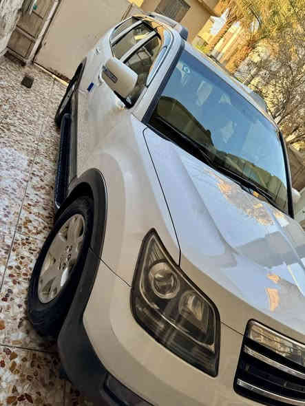 السلام عليكم كيا مهافي 2009 خليجي فول موصفات السيارة مكفولة من عدا شوية صبغ جوة الرقم بل جنطة وصار بيها طخة على ايدي حيل بسيطة وصبغت الجاملغ الامامي والباقي مكفول السيارة بصمة ٦ سلندر ٧ راكب ٣ قطع تبريد كشنات جلد كهرباء فتحة حساسات خلفية فور ويل جنطة شفط وباقي المواصفات المعروفة السيارة جاهزة وما تحتاج كلشي تخم تاير صدر كلة جديد رقم بغداد الجديد السعر 120 وبيها مجال حك الجية المكان بغداد السيدية رقمي ***********
