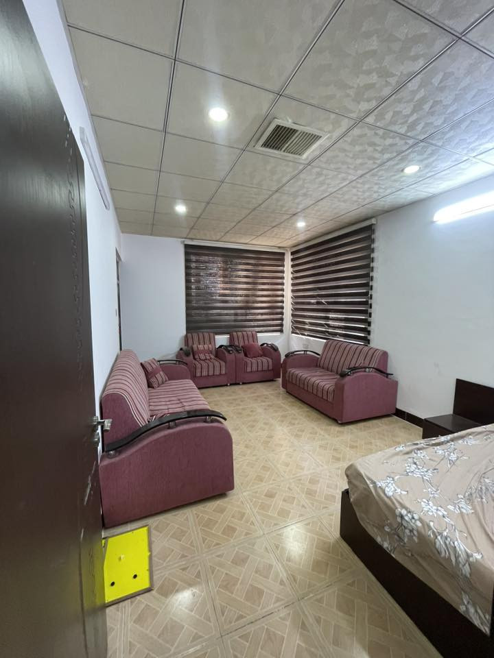 ‎بيت  / للإيجار مؤثث 
📍 الموقع: مجمع أندازياران – بالقرب من مدينة ألعاب ماجدي لاند
📏 المساحة: 160 متر مربع
🏢 الطوابق: طابقان
🛏️ الغرف: 3 غرف نوم
🪟 الإضافات: شرفة (بالكون) وإطلالة مميزة

📞 للاستفسار: [***********]
---

  خانوو/ کرێ بەناوماڵ
📍 شوێن: گەرەکی ئەندازیاران – نزیک شاری یاری ماجدی لاند
📏 مساحە: 160 متر
🏢 تەکڕا: دوو طابق
🛏️ ژوورەکان: 3 ژوور نوستن
🪟 زیادەکاری: بالکۆن و شوێنێکی ئارام بۆ دانیشتن

📞 بۆ زانیاری زیاتر پەیوەندی بکە بە: [***********]
