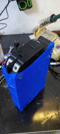 بطارية هايبرد 12 فولت • ضمان سنة • نفق الشرطة بغداد