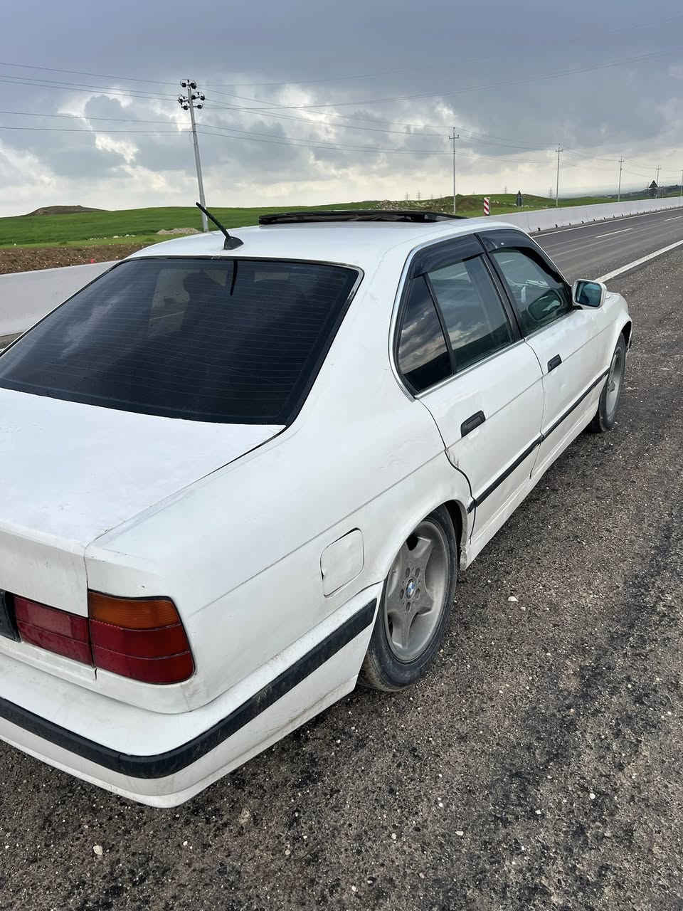 بى ايم 520مكينه كبس موديل92منافس كير مكينه اكسن شرت سعر 27مجال رقم تلفون ***********
