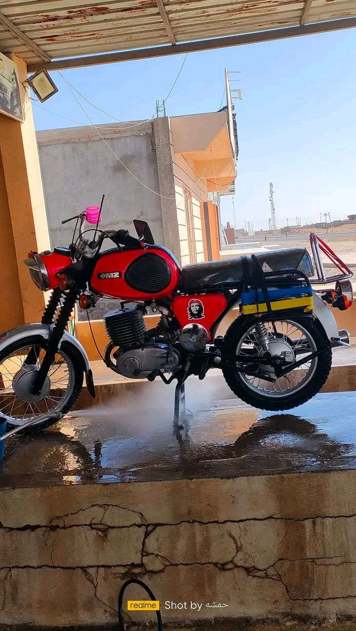 دراجه امزت موديل 81كصه 3 شرط جاهزه معايزها شي معمر ع شاصي بيها وكاله عامه وراعيه الاصلي ماندله عندي وكاله عامه السعر 1300وبيها مجال .مكاني نينوى الموصل ***********
