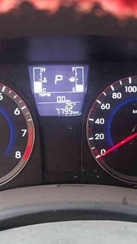 للبيع اكسنت موديل ١٥  خليجي جديده بحكم الزيرو ماشيه اقل من   ٨٠٠٠  كيل...