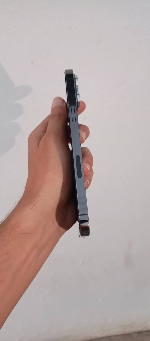 ايفون 13 برو ماكس 
ذاكره 128
بطاريه 91 
تك سيم 
سعر 700 بي مجال قليل


**إذا كنت صاحب هذا الإعلان وتريد حذفه لأي سبب، رجاءا أرسل رسالة إلى الدعم الفني**