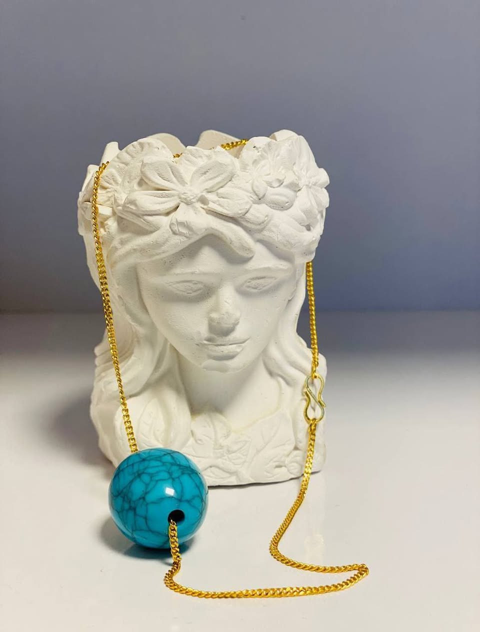 💎 قلادة من الحجر الفيروزي 💎
💎 كوالتي ممتاز أصلي 
💎 ذهب برازيلي 
💎 غير قابل للصدأ 
💎 مصمم بلمسة جاذبية عصرية 

السعر : 6 الاف 
🚘 يوجد خدمة توصيل لجميع محافظات العراق 4 الاف 
للطلب واتساب /***********
