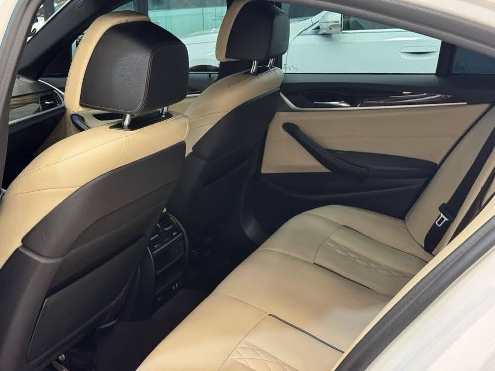 BMW 530I KIT M 2020 🚀
Engine: V4 20-Turbo 🔥 
رقم اربیل جاهز 
ماشي 40 الف 
بونت صبغ 💎 
بدون داخل 
بدون ايرباك
داخل کریمي
X-Drive 
وارد امریکي 🇺🇸 
سعر 255 ورقة بي مجال 
📍مکان سیارة اربیل 
~~~~~~~~~~
***********
***********
~~~~~~~~~~
BMW 530i KIT M 2020 🚀
Engine: V4 20-Turbo 🔥 
ژمارە هەولێر جاهیز 
40 هزار روشتووە 
بونیت بویاغە 💎 
بێ ناوگرتن 
بێ ئێرباک 
داخل کرێمی
وارد ئەمریکی 🇺🇸 
X-Drive 
نرخی 255 وەرقە و مجال 
📍شوێن هەولێر أربيل, العراق


**إذا كنت صاحب هذا الإعلان وتريد حذفه لأي سبب، رجاءا أرسل رسالة إلى الدعم الفني**