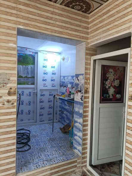 🛑🛑 للبيع 
بيت طابو زراعي سند 25
المساحة 208 م
طابقين (كل طابق عبارة عن بيت متكامل )
يحتوي الطابق الاول على : غرفتين + صالة + استقبال + صحيات خارجية و داخلية
و مطبخ 
الطابق الثاني غرفتين و مطبخ و صالة و صحيات 
البيت نظيف جداً
و موقع مميز قرب بيت استاذ خالد النجار 
.
.
.
.
للتواصل :
زورونا في مكتب نجمة المدحتية للعقار مجاور صيرفة الأمين
أو الإتصال على 

*********** محمد أبو مهدي الخيكاني 
*********** حسام ابو سبأ الخيكاني 

.
.
"نجمة المدحتية" بوابتك الرصينة نحو عالم الأستثمارات العقارية 
#اكسبلور 
#عقارات
#استثمارات_عقارية
