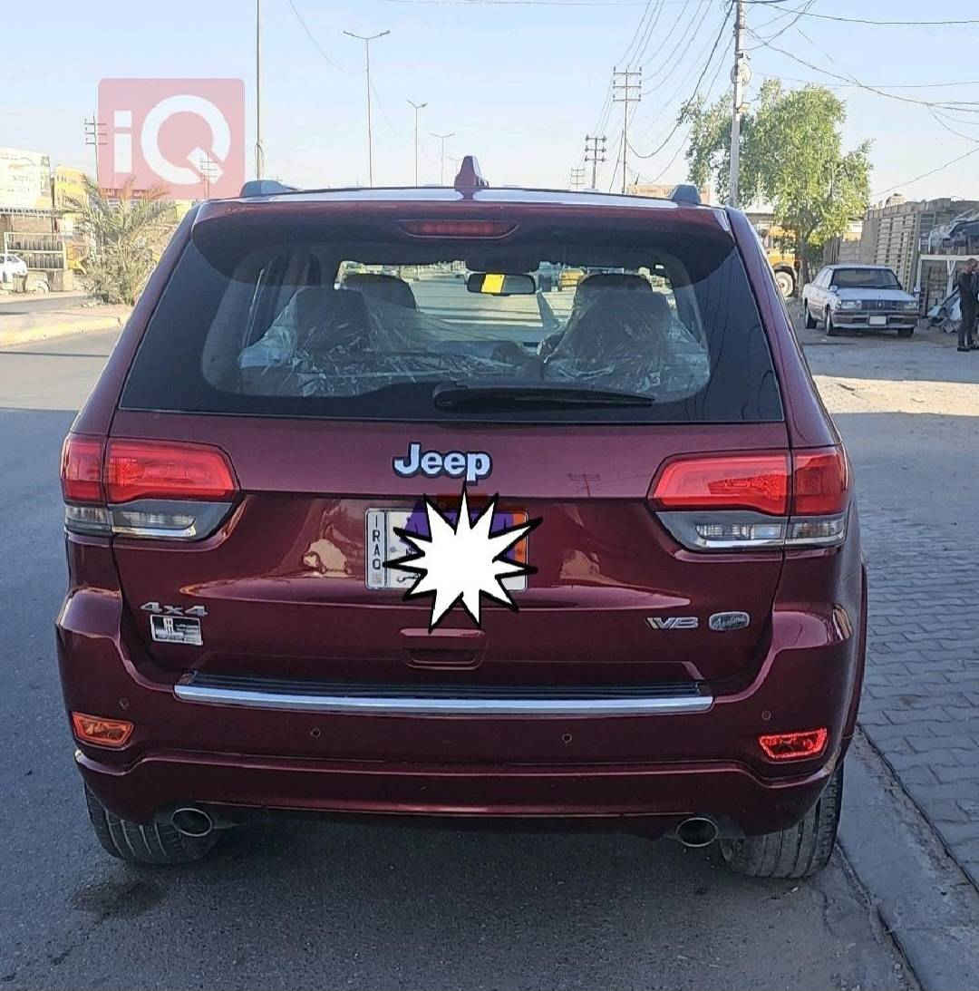 جيب اوفر لاند ٢٠١٤ خليجي.فول ١/١ رقم بغداد مشروع وطني باسمي سنويه لل٢٨. بيه جاملغ ايسر امامي وملاون البنيد   وجاملغ ايسر خلفي. بدون شاصي او ايرباك او لغد ماشيه ١٦٣كم.  سعره ١٧٥  مكانه نجف. ***********
