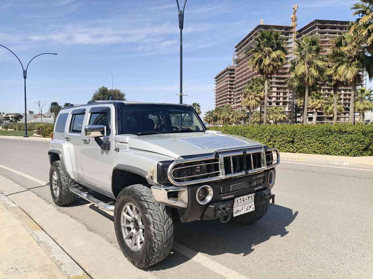 همر H3سياره يه كى زؤر جوانه كيرومه كينه ى به شه رته كيرى تؤماتيكه ده بل اكسله جام كاره بايه كاميرا يه اوينه كاره بايه بى ليدرانه بى سبوغه جوار تايه ى نوييه جه به لييه امريكيه تعول به شه رته سعر 110$مه جال ***********شوين هه ولير أربيل, العراق
