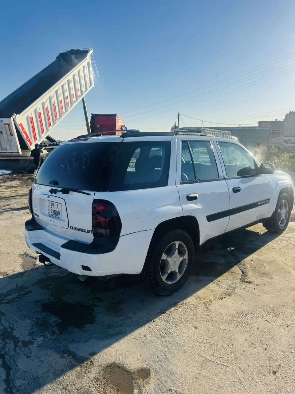 بلايزر لبيع موديل 2004
***********
