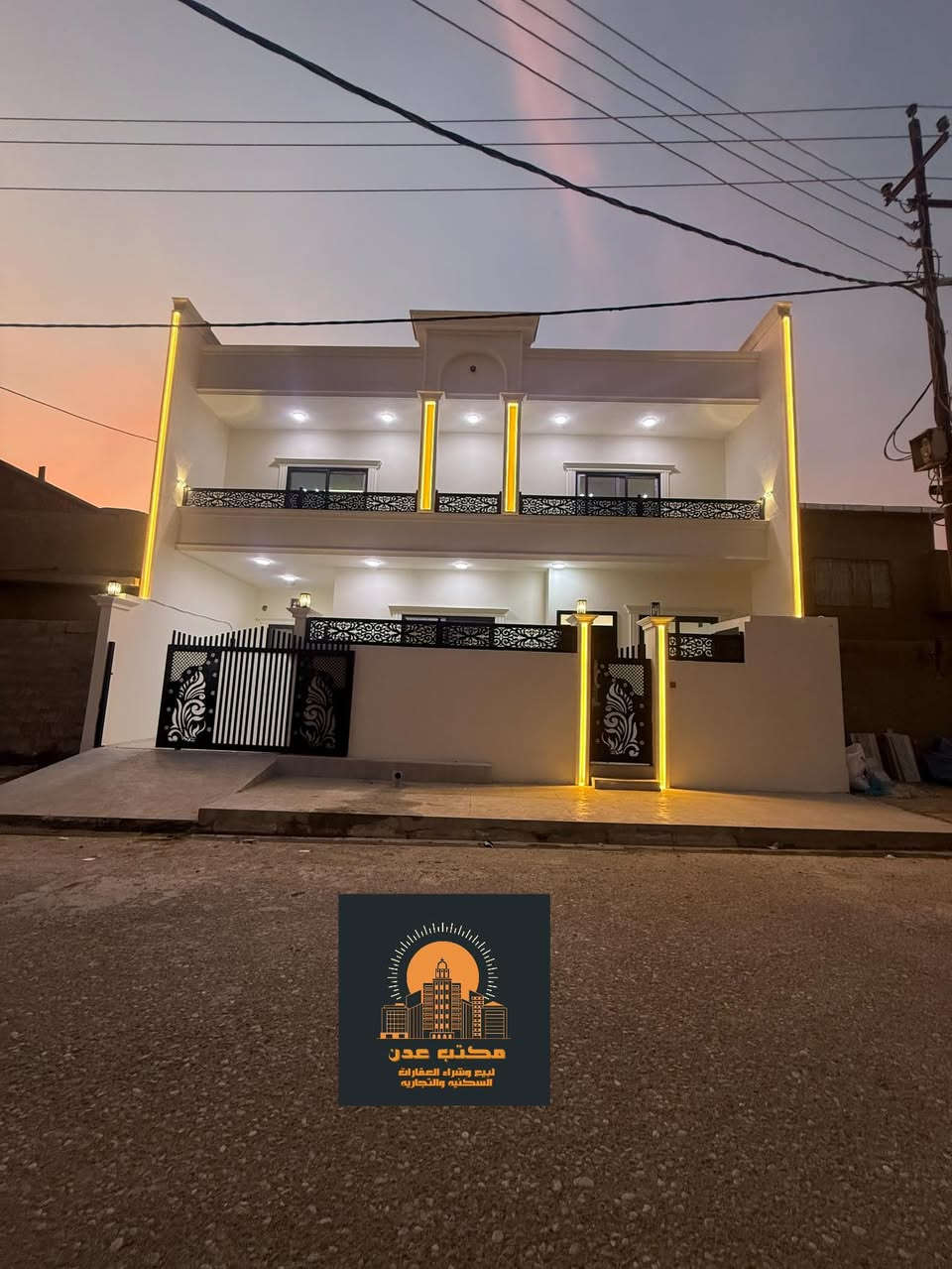 🏠دار صفر بناء حديث
   موقع مميز للبيع
~~~~~~~~~~~
البيت فول فول✔️
نظام دكت سقف مغربي✔️
دبل جام المنيوم✔️
~~~~~~~~~~~
طابو ملك صرف✏️📋
~~~~~~~~~~~
📐المساحه:140م
📐الواجهة :-12م
شارع  10م
~~~~~~~~~~~
📍الموقع : حي المعلمين مقابل جوازات قرب مدرسة الاقتدار 

~~~~~~~~~~~
💸السعر :علق تم يوصل السعر
~~~~~~~~~~~
يحتوي الطابق الاول على:-
كراج +مطبخ+استقبال
غرفة +صحيات 
~~~~~~~~~~~
يحتوي الطابق الثاني على:-
هول +صحيات + 
3غرف نوم  
~~~~~~~~~~~
~~~~~~~~~~~
للاستفسار اكثر الاتصال على
***********📱
~~~~~~~~~~~
نستقبل جميع العروض 
🏠السكنيه  🏛️التجاريه
مكتب عدن بدايه سايدين عدن مقابل مجمع جوهره
