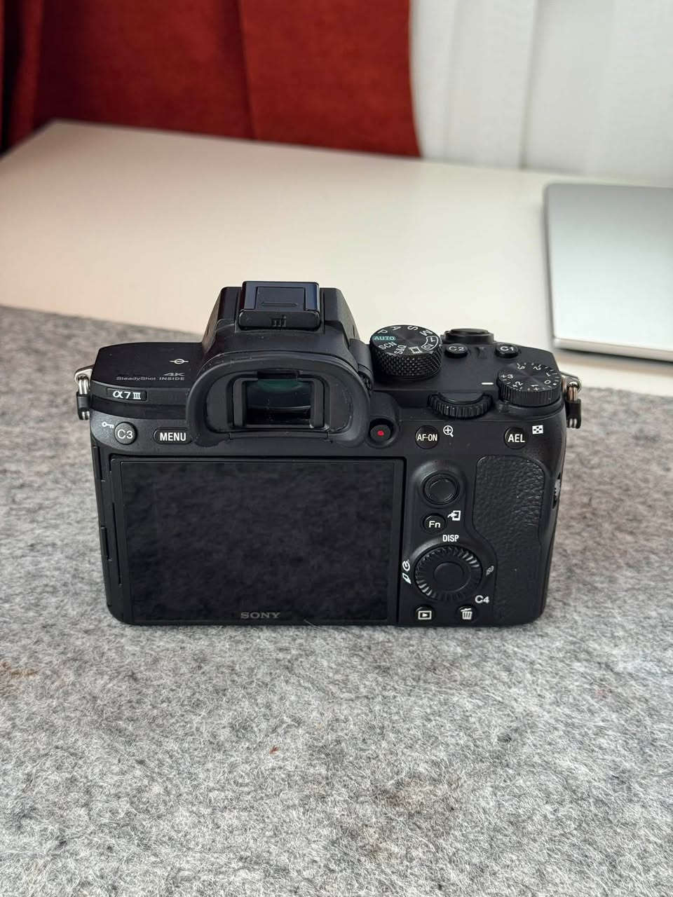 Sony A7iii للبيع
الكامرة جداً نظيفة كانه جديدة، استعمال شخصي فقط وقليل جداً، الشتر 11545 
عدسة Tamron 28-75 f2.8

متواجد بغداد/موصل

‏أضفت ￼￼بعض الصورة الي ماخذها بيها بالتعليقات.


**إذا كنت صاحب هذا الإعلان وتريد حذفه لأي سبب، رجاءا أرسل رسالة إلى الدعم الفني**
