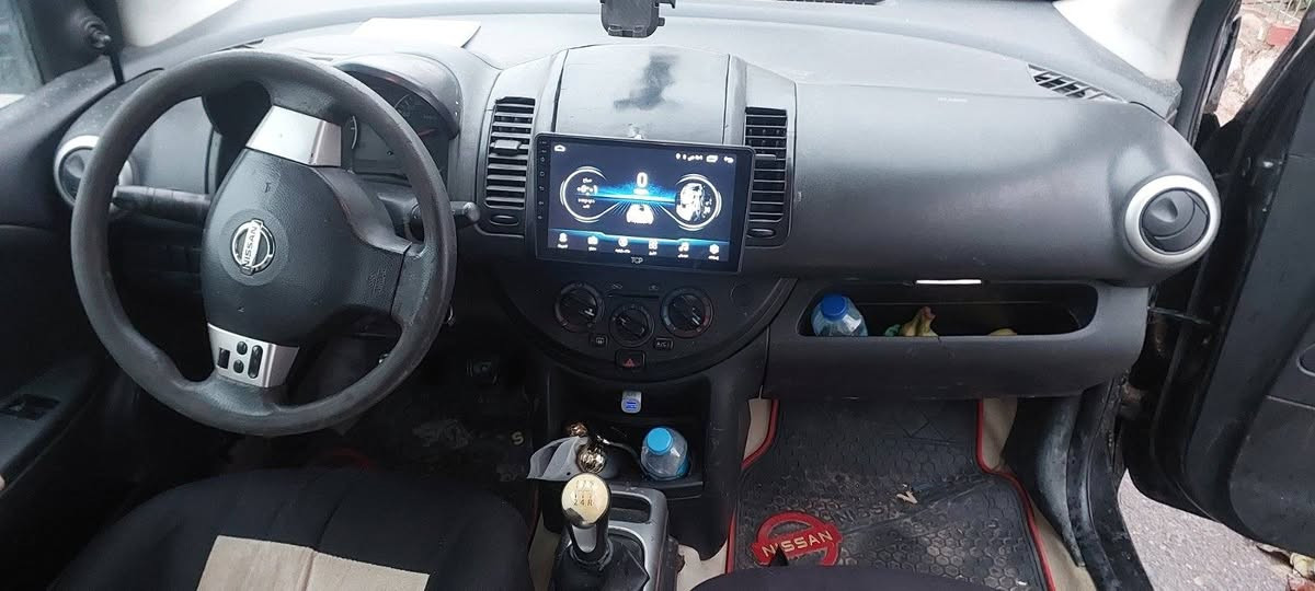 نیسان  ڤێرسا   نۆت
مۆدیل  2010  گێڕ  عادی
گێڕ  مەکینە  بەشەرت 
مەکینە گەورە 1.8 نەشکرایتەوە
بنزین زۆر کەمدەخوات تابڵێی بەکێشە
شاشە  ئایپاد و  کامیرە 
چارتایەی تازە 
3 پارچەی بۆیاغە بێ داخلی
300 هەزاری غرامە لەسەرە دوای پێک هات دەیگەڕێنمەوە .
بەناوکردن و وکالەش دەکەین
نرخ 57 ورقە،،،،پارەی اڤیۆیەکی گێڕ عادی 2007
 ژمارەی کۆڕەک و ڤایبەر
*********** أربيل, العراق
