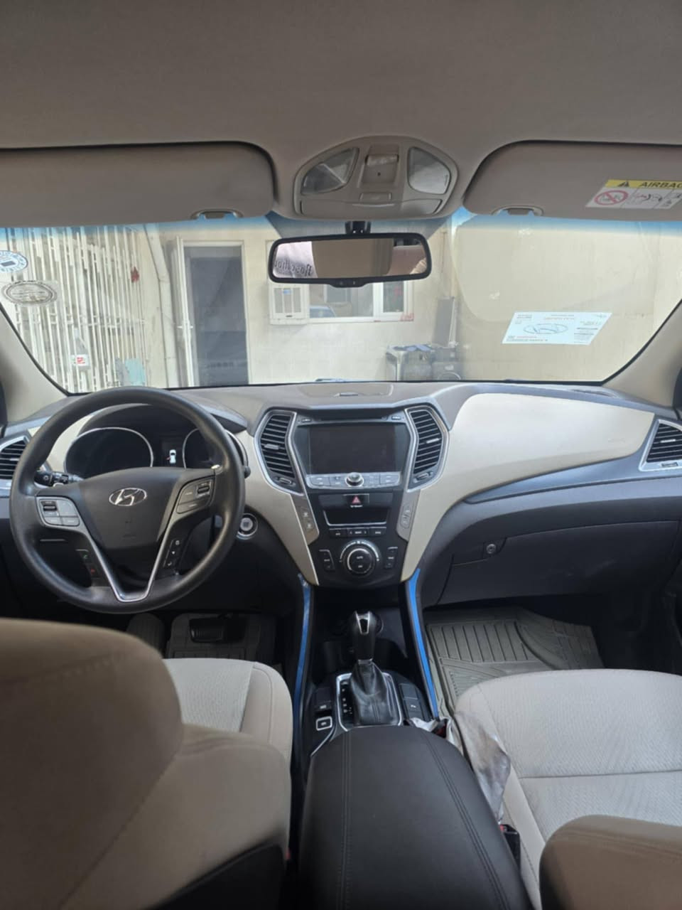 هيونداي سنتافي 2018
وارد خليجي
V6 3.3i
فول مواصفات ماعده سلايت
كير ومحرك وتبريد شرط
رقم اربيل
مكان كركوك
السياره بدون حادث كلين
بس بيها ربع السقف وبداية البونيد فوق الايتين صبغ للجماليه
السياره كلش نظيف
***********
السعر 215 ورقه
