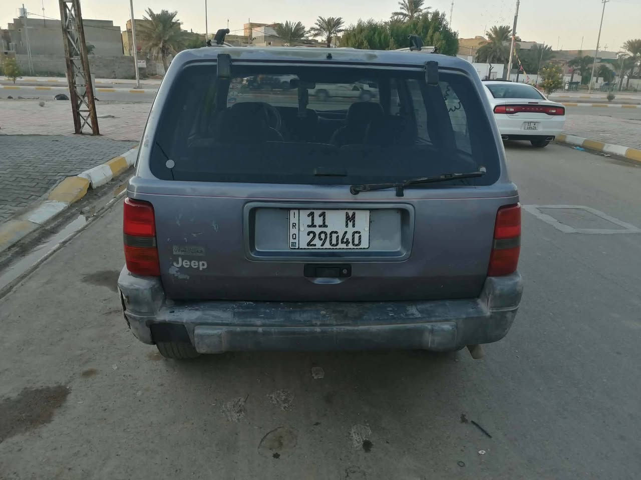 السلام عليكم جيب شيروكي موديل ٩٧ محوره مكينه وكير ففيتي  تلث الالف تحويره جديده حاويه رقم بغداد انكليزي باسمي السيارة اكسل محور مكفوله من الضربه والتبديل والصبغ بيه جراد مال شركه كهربائيات تبريد شغال دواخل جديده تخم تاير حداديه جديده العنوان واسط قضاء الحي السعر ٤٧ الرقم ***********
