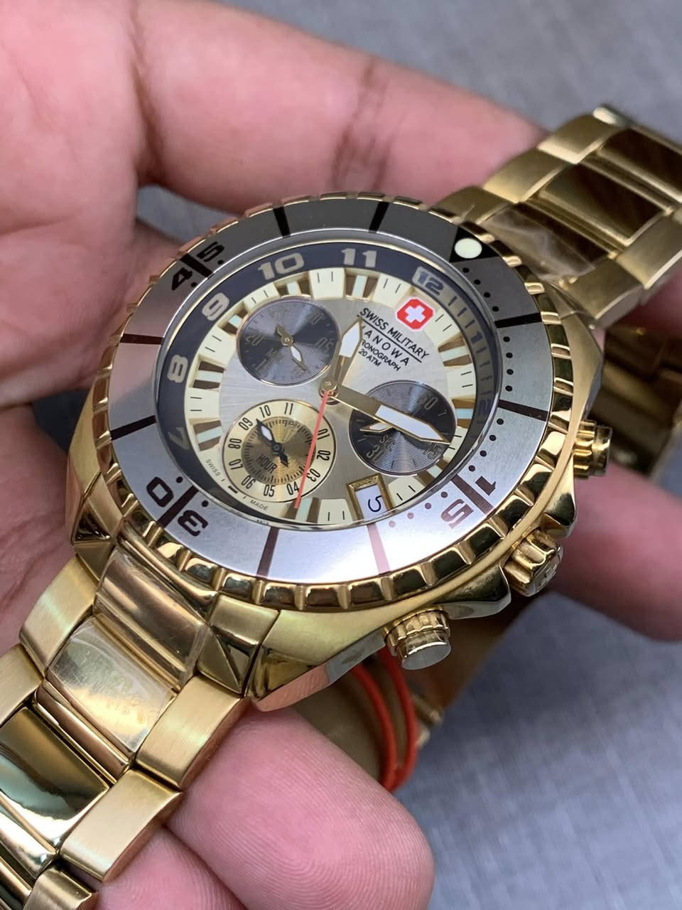 سلام عليكم سويس ملتري🇨🇭اصلي وليس مقلد 
سعر الساعه 190$ وغير متوفر بلسوق


**إذا كنت صاحب هذا الإعلان وتريد حذفه لأي سبب، رجاءا أرسل رسالة إلى الدعم الفني**