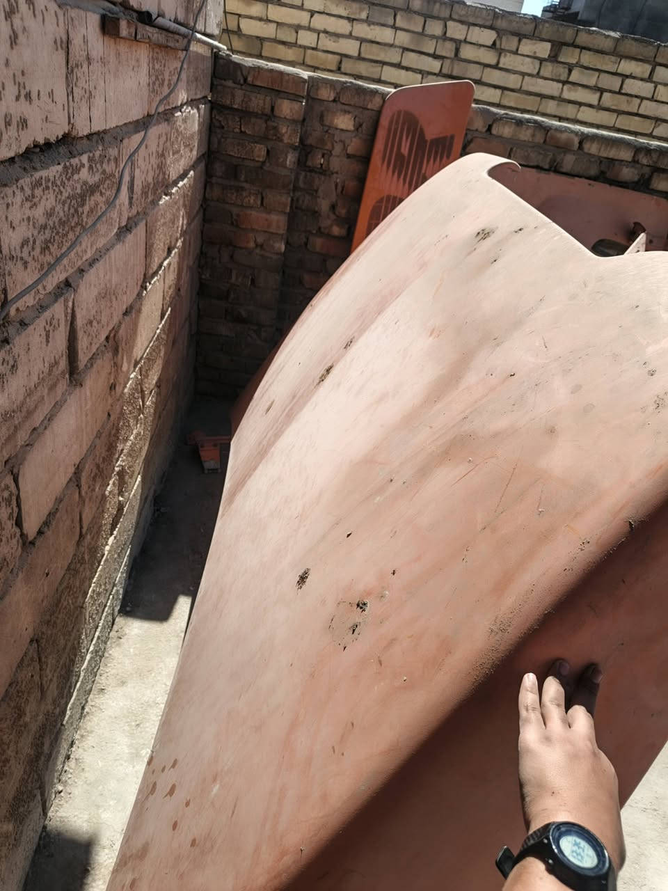 كاسحه وزعانف المانيات مال اكسور للبيع الاستفسار***********
