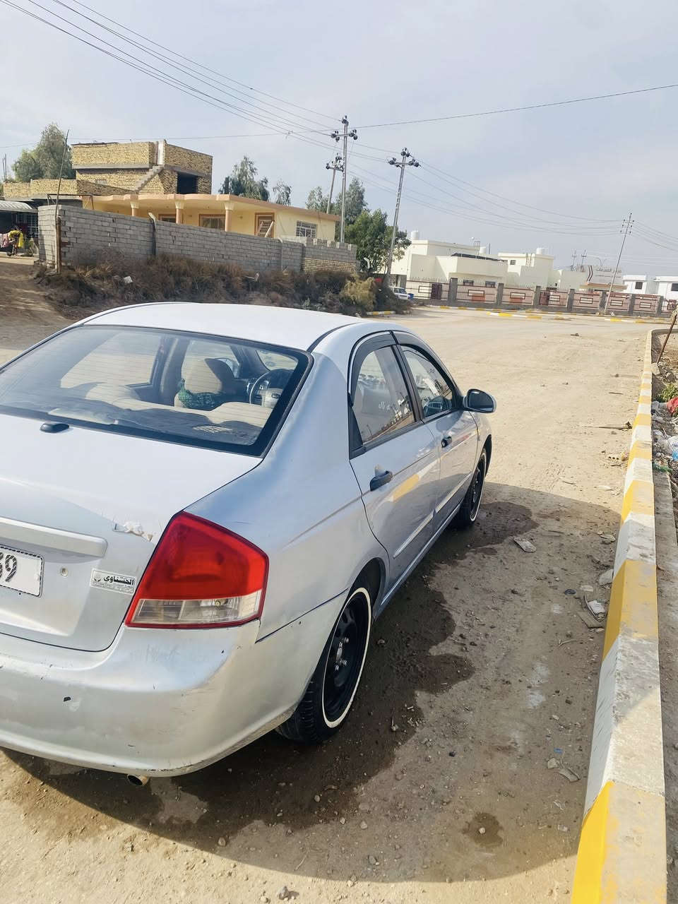 سلام عليكم سيروته 2008 تبريد ثلج تدفه شغاله سياره بيه طخه باجاملغ الخلفي جهت سايق بدون داخل  وباب سايق بي صبغ جوه مرايه سياره حلوه نضيفه حداديه جديد مشط جديد سياره بسمي تحويل ثاني يوم تايرات جديده سعر 80وبيه مجال الاستفسار ‭٠٧٨٣ ٧٩٠ ٩٧٠٤‬غير متواجد عله فيس مكينه وكير نضيفات
