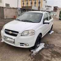 سلام وعليكم شباب اڤيو موديل 2011 مكفولة كفالة عامة بيهة فقط بارد وهاي ...