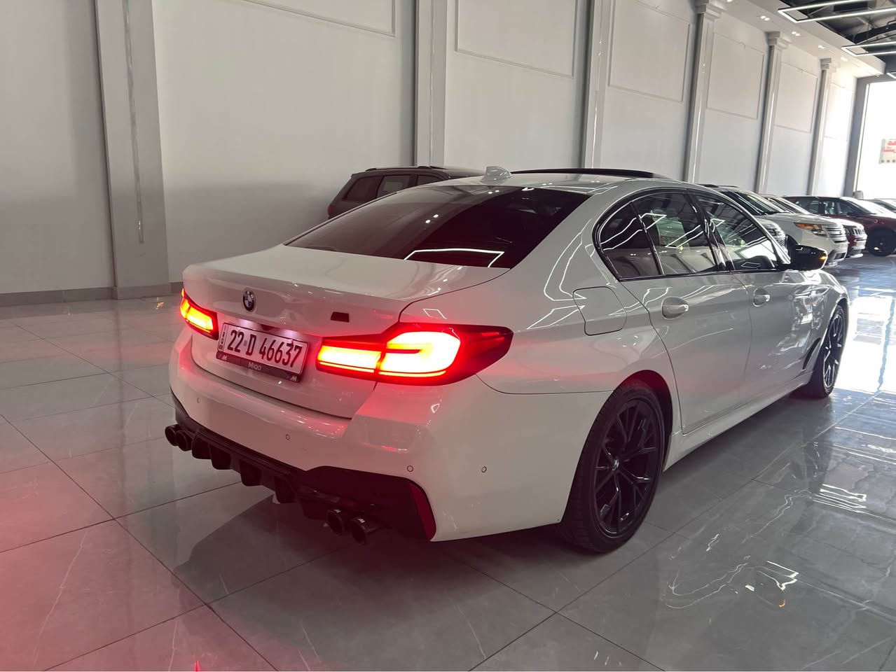 BMW 2022 Mpachag بلادي فول فول مواصفات حجم 530 i xdrive كشنات جلد داتو شو مسجل تحكم اشاره ويل رياضي mدسكات كله مختمه m ماشيه قليل ٣٥ الف صندوق شفط مري شفط حساسات رادارات جميع جوانب داخل اسود ٧٠٠ ضرره كله سطحي مابيه داخل بشرط صبغ فقط ٣ قطع وقطعتين تبديل شركه اصلي مكان سياره اربيل للاتصال *********** سعو 💣٢٨٥ جوه السوك أربيل, العراق
