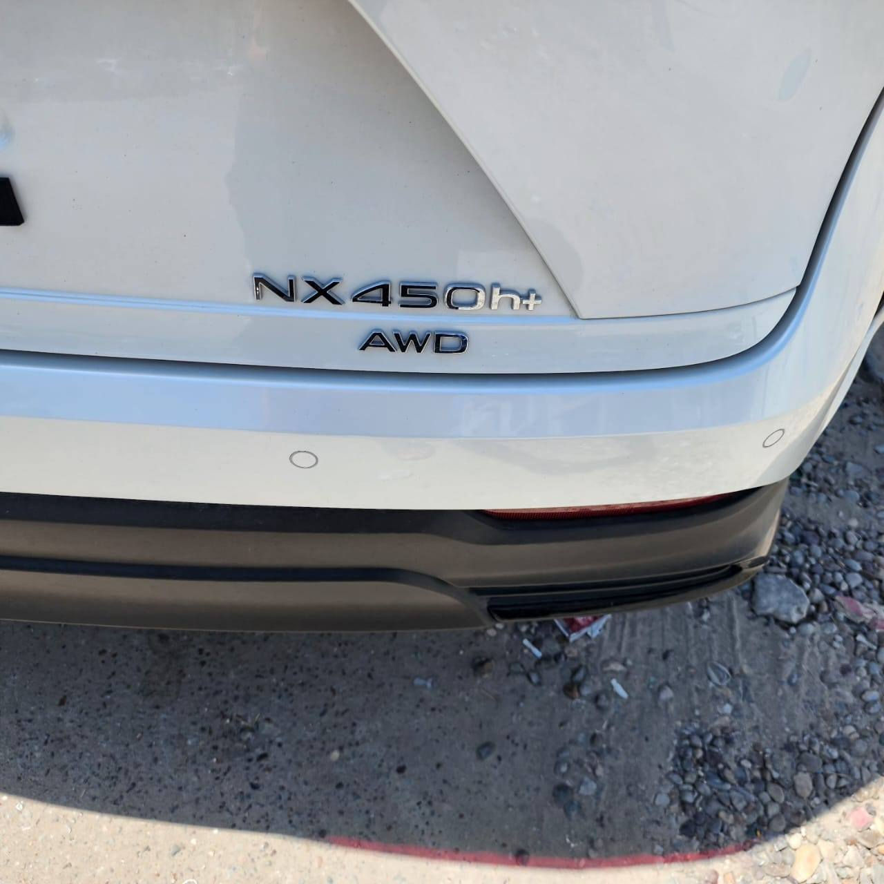 لكسزز 2024 وارد امريكي NX450H
رجا رجا فقط بيع وليسه مراوس 
فول مواصفات للاخير الوحيده بلعراق بلوارد أمريكي تختلف عن الخليجي بلمواصفات والاوبشنات ونضام البلكنك الشحن المنزلي 
تعمل بثلاث انظمه هايبرد وبانزين وكهرباء 
حادثه بابتين مبدلات حصرا من شركه لكسزز اوردر من اليابان 
السياره مرقمه بغداد وجاهزه من كلشي 
للاستفسار الاتصال عله الرقم رجا مجاوب تعليقات مكلف بلنشر 
تريد تستفسر اتصال بصاحب السياره رجا رجا 
***********
***********
مكان السياره بغداد السيديه
