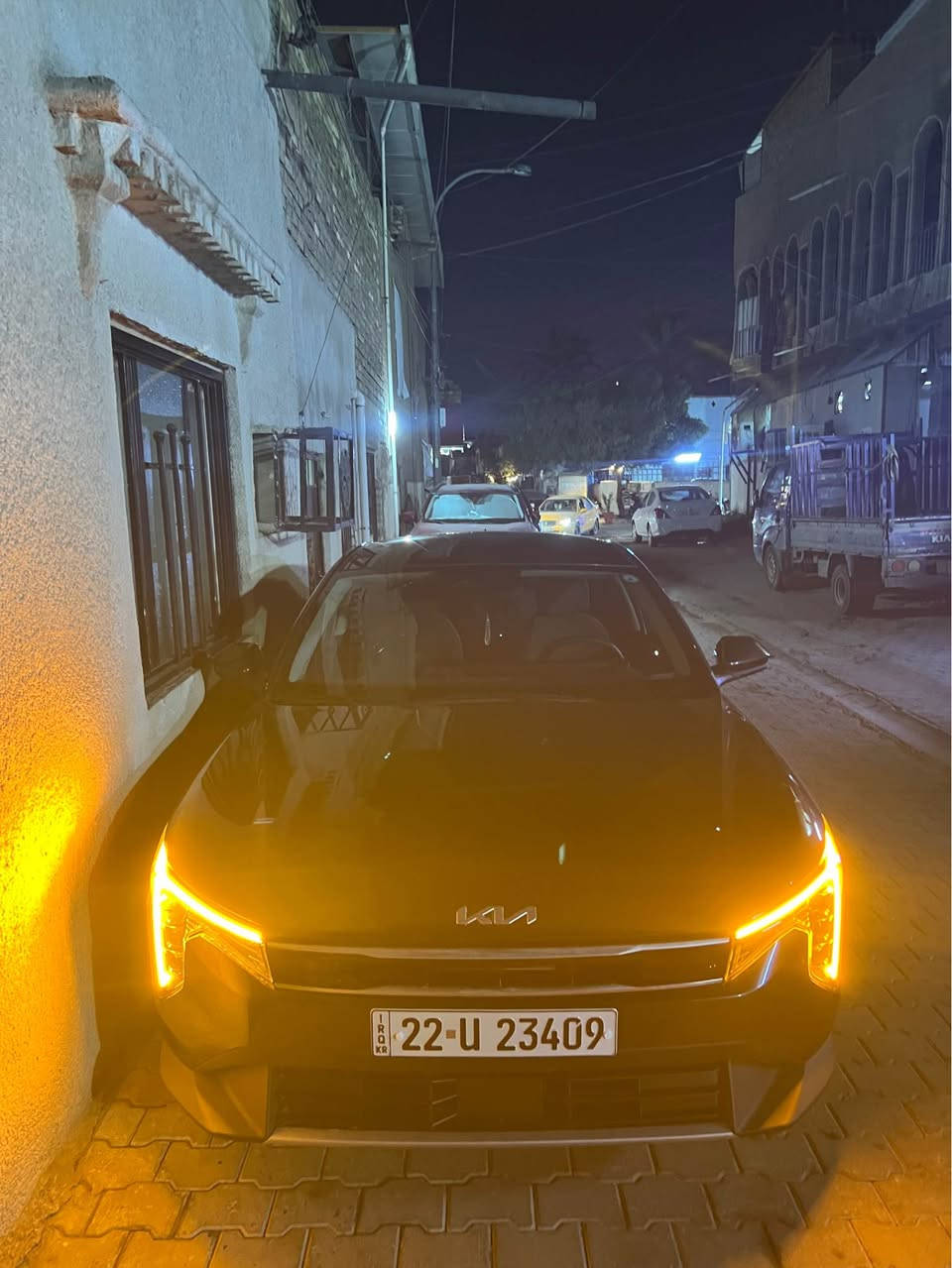 سلام عليكم كي فور فول عده فتحه اربيل بسمي ماشيه 20الف سياره بيه قطعه واحده جاملخ امامي بدون دواخل وخشم البنيد على كده تسجيل جديد تحويل مباشر السعر180العنوان الاعظميه الون زيتوني *********** بغداد, العراق
