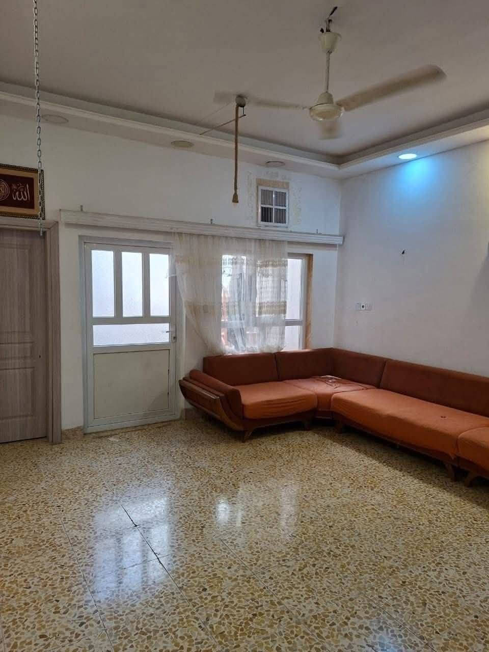 🏡✨ عقارات قاسم أبو عزالدين ✨🏡
🔹 عقار للبيع /دار/
📍 الموقع: [خلف حفته بازار حي الخضراء] 
📐 المساحة: [150]  الواجهة: [7.5] 
📝 وصف العقار: [دار جدا مميز طابقين معزول بناء 2021 ]
📄 نوع ملكية العقار: [طابو صرف]
💰 السعر: عبر الخاص أو الاتصال على الأرقام التالية:
📞 معتز: ***********
📞 قاسم: ***********
📍 عنوان:المكتب /كركوك - حي تسعين -  مقابل اتحاد طلبه وا الشباب
🌟 نوفر لكم أفضل الفرص العقارية للبيع والشراء والاستثمار 🌟 مصداقية • أمانة • خدمة متميزة
#عقارات_قاسم_أبو_عزالدين #عقارات_كركوك #بيع_وشراء_العقارات #استثمار_عقاري 🏡✨
