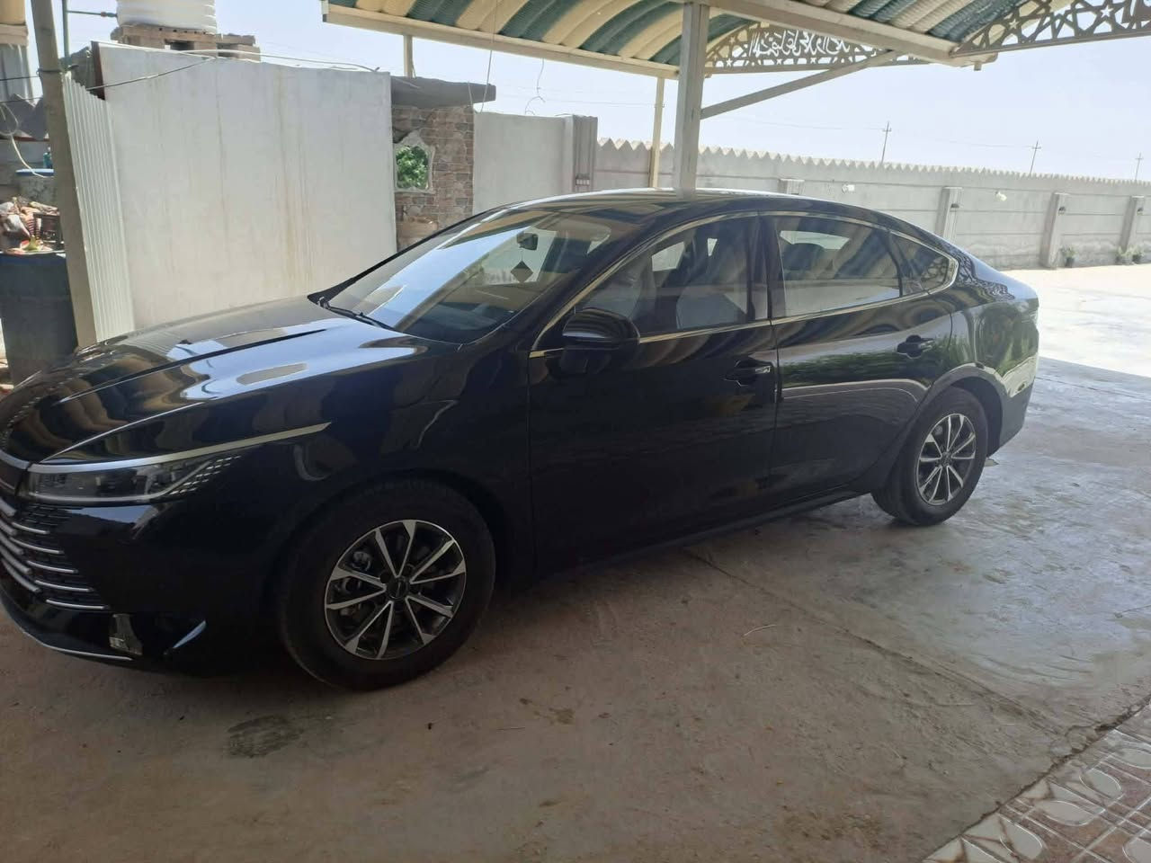 السلام عليكم دستروير مديل 25 كفاله عامه ماشيه 11 الف السياره مال اقصاد محجوزه وكعدك وي راعيها الشخصي رقم بغداد جاهز للوكاله السياره جديده وزيرو ع وضع الشركه كامله ملحقاتها السيارة فول شاشه قلاب مكاني البصرة السعر 108 وبيه مجال الشراي يتصل ويدلل رقم الهاتف ***********
