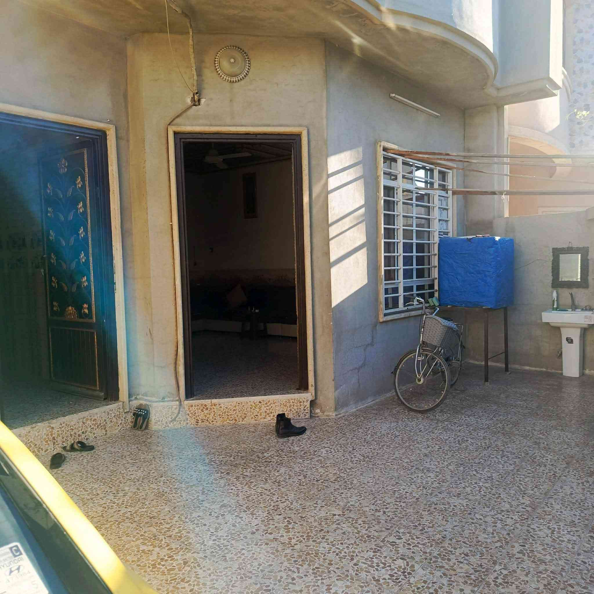 دار للبيع ❌

 المساحه ٢٠٠ في منطقة زيونة سومر

طابق واحد يحتوي على غرفتين نوم  استقبال مطبخ حمامات 

بسعر مناسب للاستفسار والطلب اتصل على الارقام التالية 
***********
***********

عبدالعزيز الزيدي للعقار
