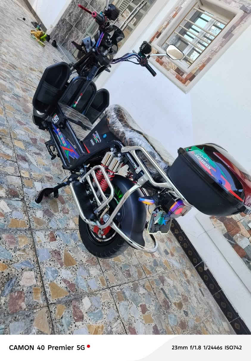 سلام عليكم دراجه جبلي الاخوين موديل 2025 مستخدمه شي قليل 6 بطاريات فول عل فحص مكانفلوجه بل شهداء السعر 700 وبيه مجال *********** بي واتساب
