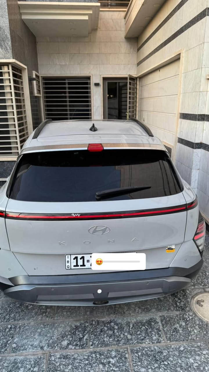 السلام عليكم
للبيع هيونداي كونا 2024 Limited
فول مواصفات  vip – ماشية تقريبا اقل من 15 الف ميل

سيارة فول مواصفات لمتد تجي ٥ كامرات وبانوراما وتشغيل تقدم وترجع بالسويج نظيفة كلش اي نقص مابيها وحادثها كلشي بسيط 

المواصفات:
 • تشغيل عن بُعد + تدفئة وتبريد الكشنات
 • رادار قيادة ذاتية
• فتحة سقف بانوراما
 • تفتح إشارة تشتغل كاميرا
 • كاميرات محيطية 360 درجة
 • حساسات أمامية وخلفية
 • كاربلاي – أندرويد أوتو – شاشة لمس حجم كبير
 • بصمة تشغيل ودخول ذكي
 • نظام تثبيت السرعة الذكي
 • تبريد وتسخين
 • دعامية بلادية
 • قَبق جنطة مبدل أصلي فقط (القديم موجود)

ملاحظة: الحادث فقط قَبق جنطة، بدون أي ضرر هيكلي أو تأثير على السيارة

مرقمة بغداد

السعر 196$
ويوجد الدفع بالاقساط للموظفين
سيارة ماتتفوت اعلى مواصفات الvip بالكونا
للاستفسار أو المعاينة:
الموقع: بغداد – حي الجامعة
رقم الاتصال: ***********
