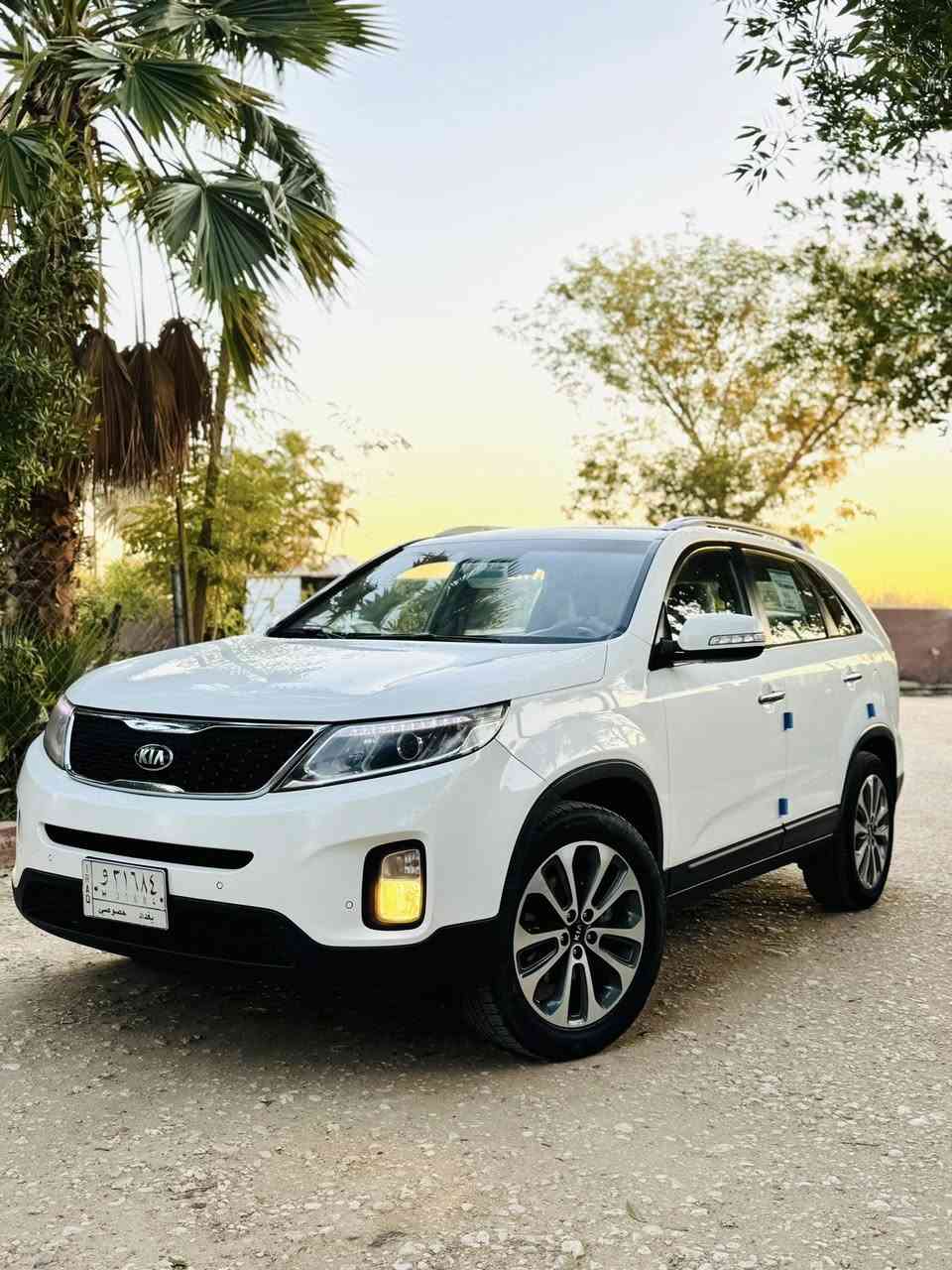 السلام عليكم
من رخصت الادمن 
كيا سورنتو 2015 خليجي v6 
المواصفات 
بصمة تشغيل 
بصمة ابواب 
كامرا 
تحكم مقود جهتين 
تبريد بيانو 
اشاير بلمري 
مري شفط 
كشن جلد + كشن كهرباء 
لد امامي خلفي 
حساس امامي خلفي 
7 راكب + 3 قطع تبريد 
داخل لونين + داخل صاج ملكي 
ويل كروم 
يدات نيكل ستيل 
6 سلندر  
باقي المواصفات المعروفة فول ماعدا البنراما 
ملاحضة ؟ السيارة كفالة عامة من الصبغ والتبديل  حتة الدعاميات ب الاضافة الى الكير والمكينة كفاله المكينة ما مفتوحة كلشي بسيارة جديد
السعر 195وبيهة مجال 
للاستفسار 
***********
***********
