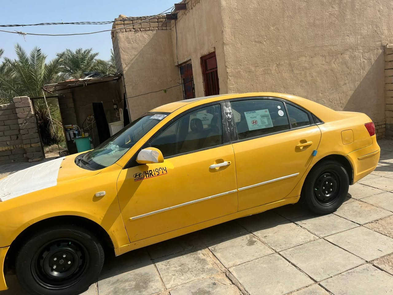 السلام عليكم  سياره سوناتا موديل ٢٠٠٧ خليجي مبدل بيه قماره مكينه كير تبريد كفاله تخم تاير دواخل جديده سياره ب اسمي مداور ثاني يوم  
***********.  مكلف بالنشر.
