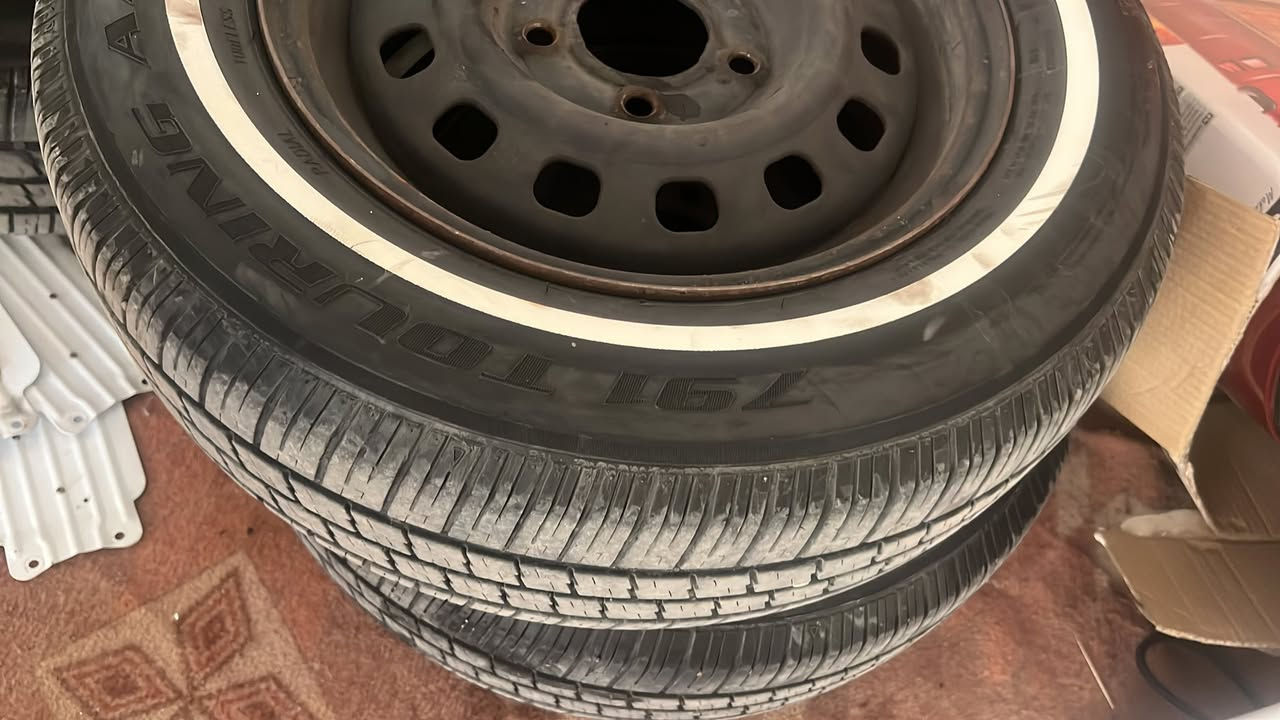 سلام عليكم تخم وياله اولدز عدلات موس وتاير ناصي نص عمر واحد بي ضربة بلخط الابيض بس ما مأثر علية وياهن حساسات مال فورتي شغلات مكاني الغزالية *********** سعرهن 230
