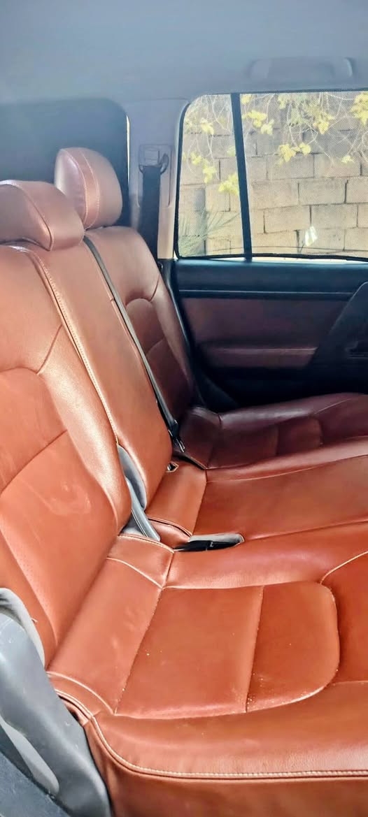 السلام عليكم...
لاندكروزر ٢٠١١ ستينية جاهزة تماما من كلشي ماشيه ٢٢٠ الف بيها شي بسيط جدا بالجاملغ الأمامي بگد الشبر والجاملغ الخلفي اقل من الشبر
حدادية صدر جديد
تخم تاير جديد
مابيها اي نقص
مكاني بابل ***********
