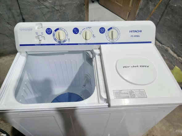 السلام عليكم غساله هيتاشي الاصلي 11كيلو  مستخدمه 15يوم فقط الله شاهد  ومبينه بل الصوره  للاستفسار الاتصال على الرقم *********** او مراسله الصفحه
تحياتي الكم وربي يرزق الجميع
