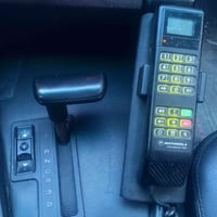 تلفون BMW كامل هوه والقاعدة مالتة وشغال سعرة 150 قفل مكاني موصل توصيل ...