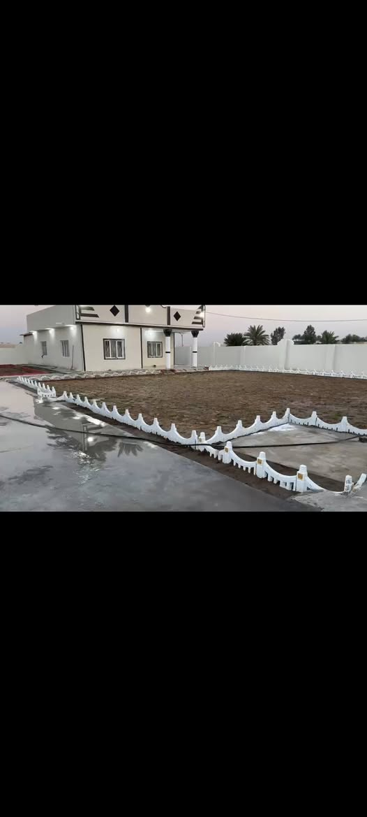 سلام عليكم من رخصت مدير الكروب دونم مع بيت البيع جاهز من كلشي مضيف ٦ متار غرف نوم ٢ هول مطبج جارجي صحيات البيت وصحيات الخطار خارجيات وشو المقطع البيت جاهز من كلشي مكان حلو قرب معمل الغاز قرب ابو حسين ابو سراميك الخفاجي قرب جبله قرب شارع العام البيت فارغ جاهز اخوكم سيد خالد /*********** /*********** كل الخدمات موجوده من كلشي مراوس بسياره الاندكروز بكاع طابو
