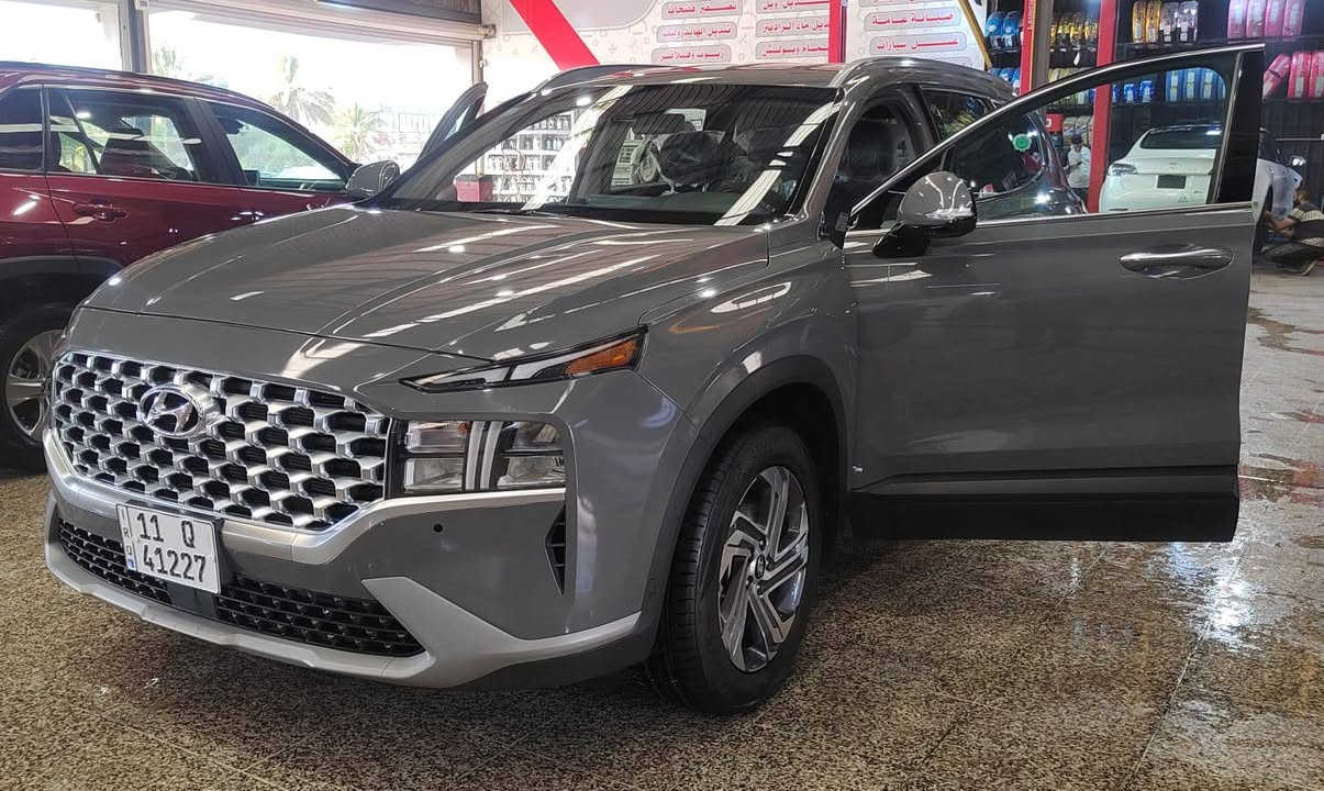 السلام عليكم
للبيع هونداي سنتافي موديل 2023 سياره حادثها فقط بنيد ودعامية وخشم الجاملغ الأيسر بدون شاصي موضحه بالصور. دخول جديد ومرقم بغداد انكليزي ماشيه سياره ٣٦ الف كيلو محرك 2500 السعر ١٩٠ وبيها مجال بسيط مكانها شارع فلسطين مجاور الجامعه المستنصريه 
*********** متوفر واتساب
