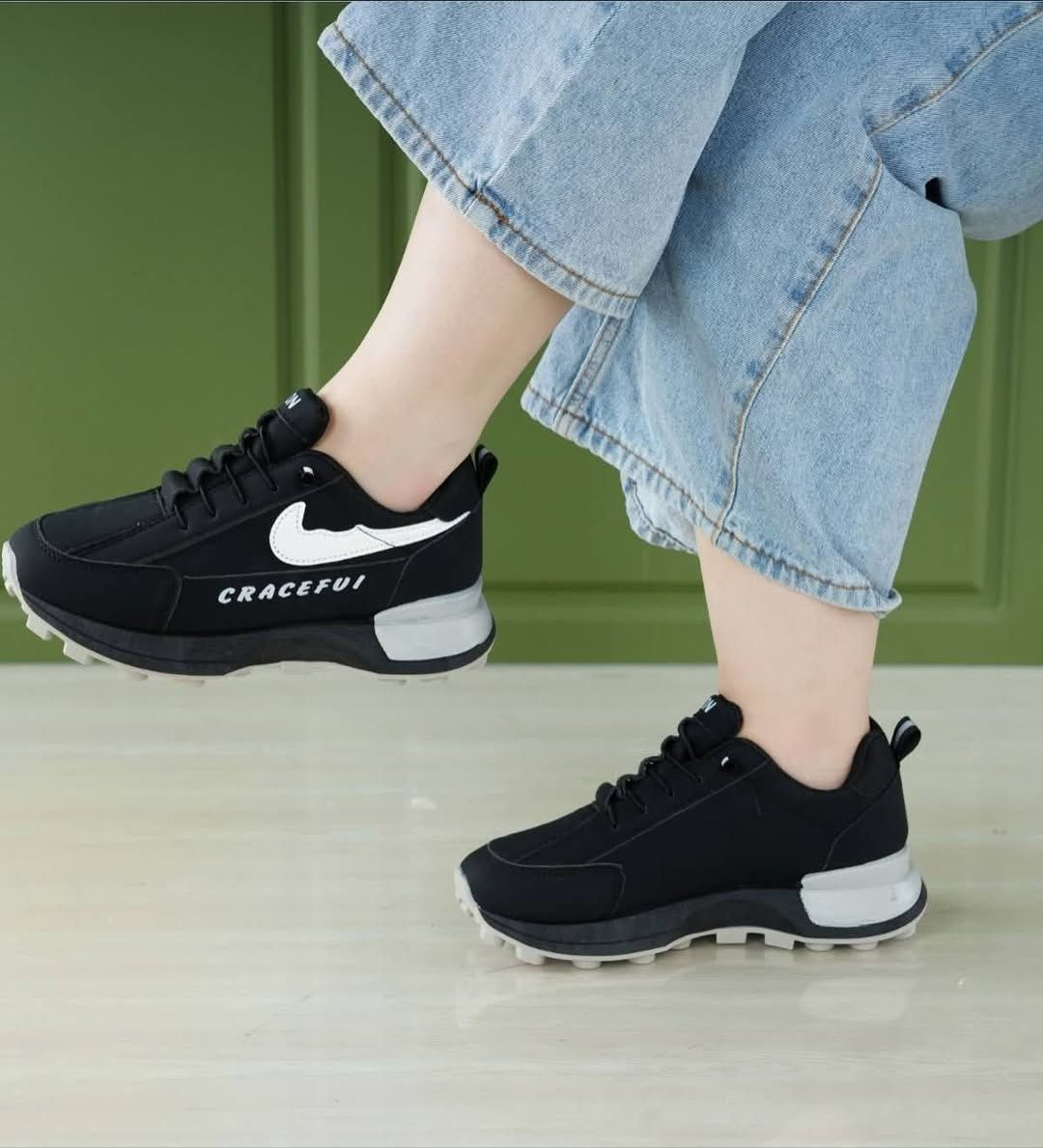 شوز نسائي 
رياضي


**إذا كنت صاحب هذا الإعلان وتريد حذفه لأي سبب، رجاءا أرسل رسالة إلى الدعم الفني**