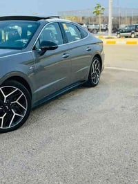 حادثه رصعه بالبنيد ومصلحه على كده وصابغين نص البنيد بدون ولا ايرباك كل...