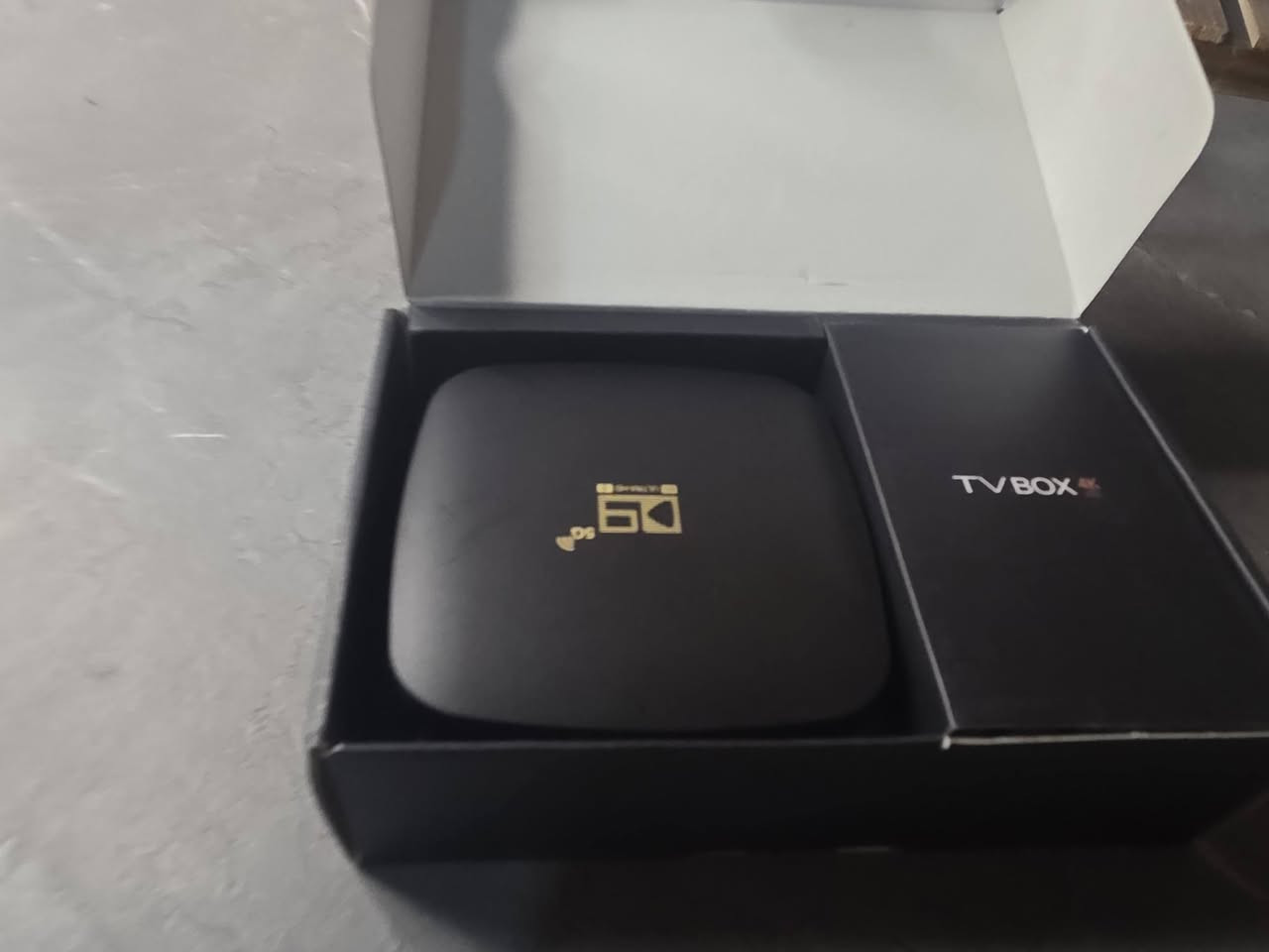 Tv box ١٥ مع التوصيل


**إذا كنت صاحب هذا الإعلان وتريد حذفه لأي سبب، رجاءا أرسل رسالة إلى الدعم الفني**
