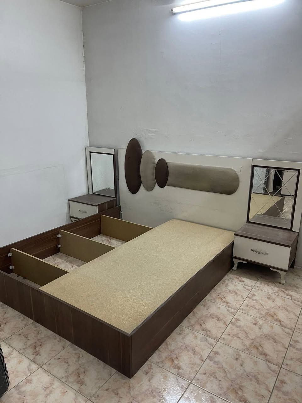 سلام عليكم غرفة تركيه للبيع عدد6 قطع  السعر 400 وبيه مجال للتواصل خاص


**إذا كنت صاحب هذا الإعلان وتريد حذفه لأي سبب، رجاءا أرسل رسالة إلى الدعم الفني**