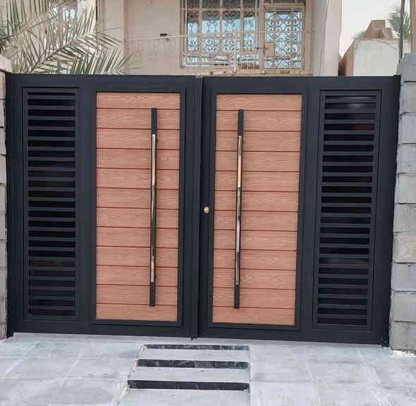 السلام عليكم اخوكم حداد متنقل شغل هندسي درجه اولى شبابيك بيبان سقايف سندويج و تصليحات وكافه انواع الحداده داخل الشطره  اتصلو وتدللون ***********
