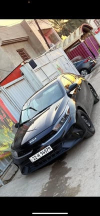 للبيع تفاصيل اتصل 07705361661 السعر١٢٠.   بيه مجال