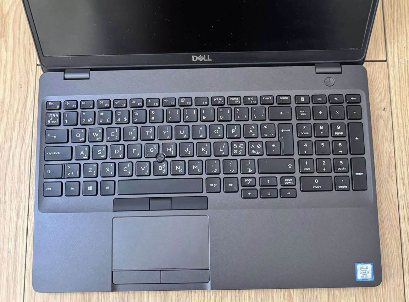 لابتوب للبيع
DELL PRECISION 3540 ورك ستيشن فول مواصفات نضافة 100% 
Core i7 8665u كور اي سفن جيل ثامن 
رام 8 ddr4قابل للتطوير الى 32 كيكا 
هارد ssd nvme m.2 سريع جدا 256كيكا 
كارت شاشة خارجي AMD RADION PRO WX2100(2كيكا)
كارت داخلي انتل 4 كيكا
شاشة حجمها 15.6 ips فول اجدي ممتازة جدا بالالوان 
نضافة ١٠٠ بالمية كلش معتني بيها واللابتوب كلشي تشغل ومنصب عليها اوتوكاد وفوتوشوب 
طبعا شاحنتها الاصليه موجوده 130w
سعرها 450 الف وبيها مجال  ***********
