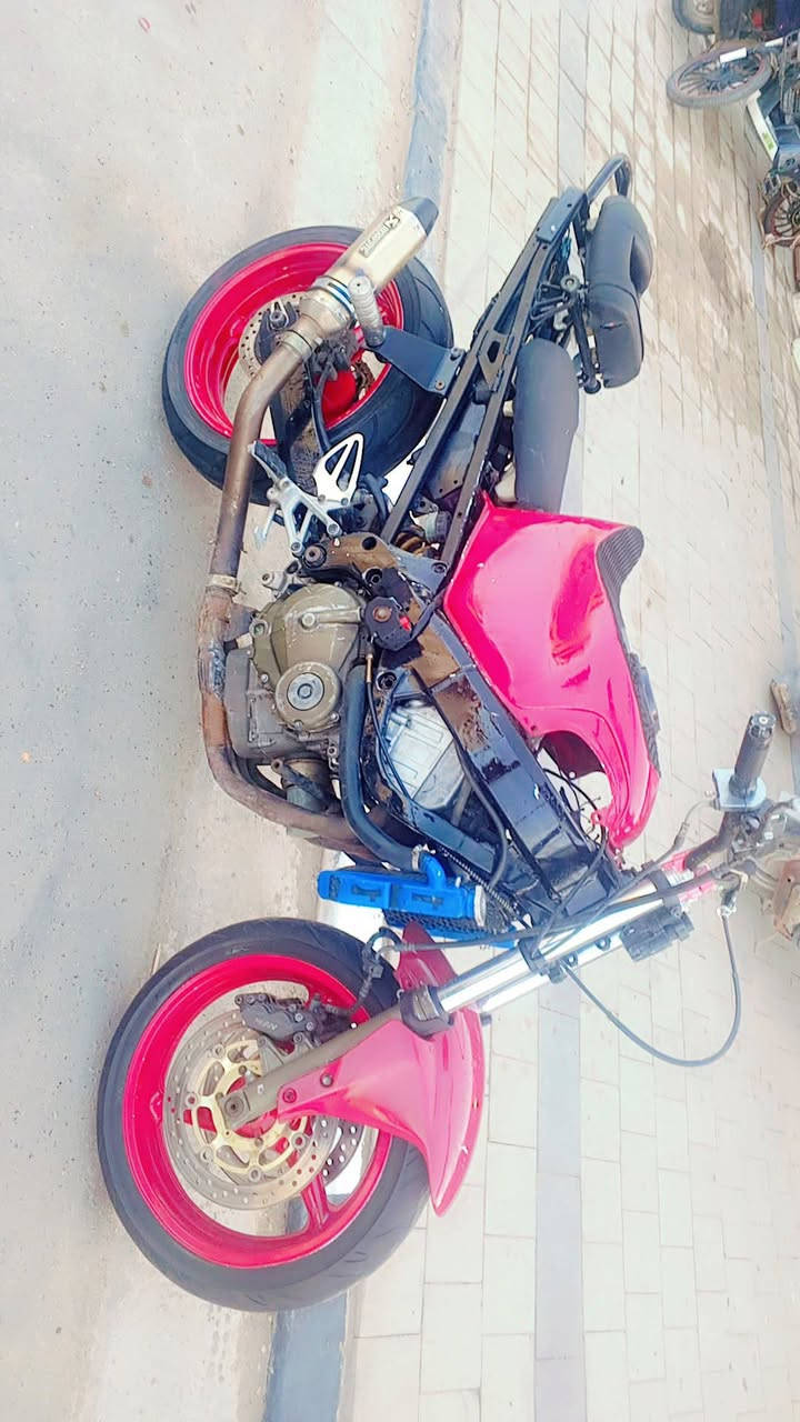 سلام عليكم شباب دراجه بطح للبيع دراجه توه صبغه وكمله من كلشي شغله نكره مكينه مفتوحه عد مستر بين كرنك بلدي ما مكصوص ويطغ بلدي مل شركه صوت مبيه مكينه دراجه اوراق وحته كمركه مدفوع يردله فقط ضفيره انه مسويته لعدم فرغي اي الستفسر موجود عله وتساب ومسنجر او تتصل عليه ***********درجه عادي مو سكيورتي
