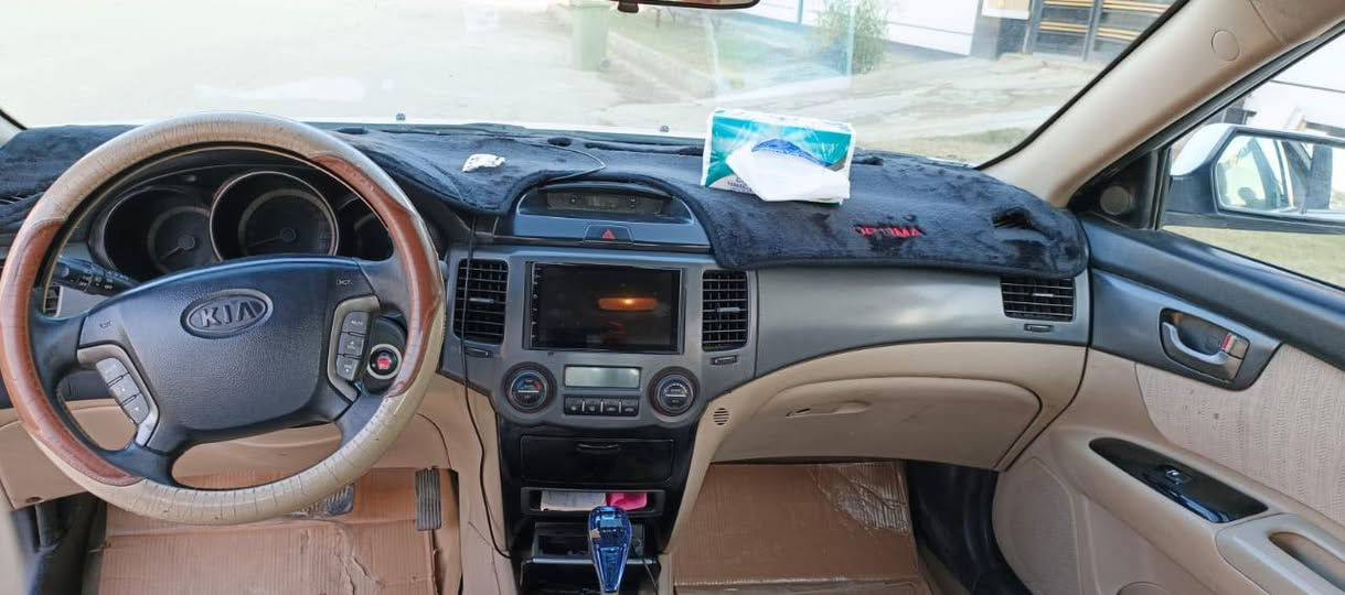 السلام عليكم
كيا اوبتمه 2010 خليجي فول 1/1 

بصمه 

تبريد بيانو 

دركه صاج  

داخل صاج ملكي 

حساس خلفي 

مري شفط 

فتحه سلايت 

اشاير مري 

ويل 16 خمسه ويل كب 

محرك 2000 دوش 

رقم بغداد 

مكينه وكير مكفولات 

مكان السياره انبار. فلوجه 

رقمي ***********

***********
